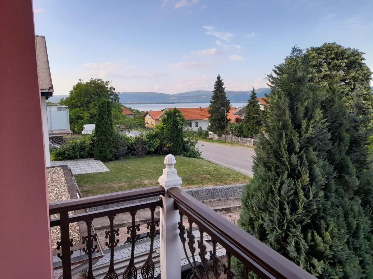Guest House Lona Galambóc Kültér fotó